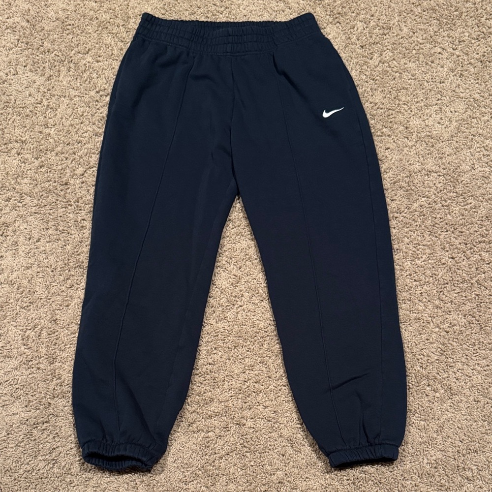 Nike Women’s Navy Blue Sweatpants